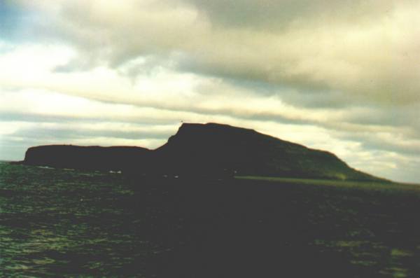 Croisire  travers les Iles Fros, en route pour l'Islande