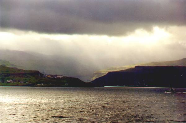 Croisire  travers les iles Fros, en route pour l'Islande