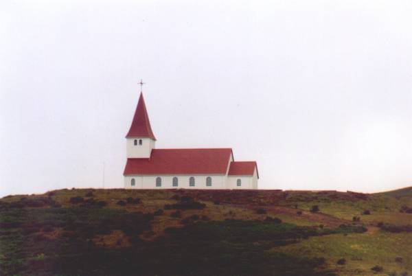 L'glise de Vik, la ville, oups le petit village le plus au Sud