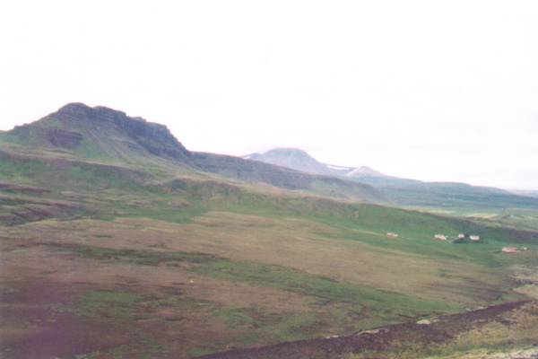 Des volcans et des cratres