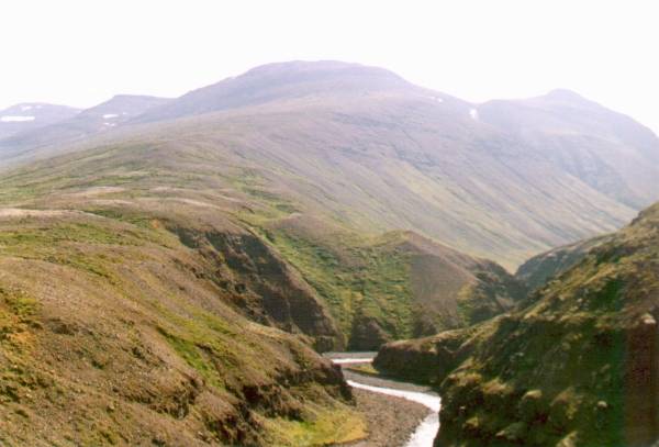 Toujours dans les montagnes