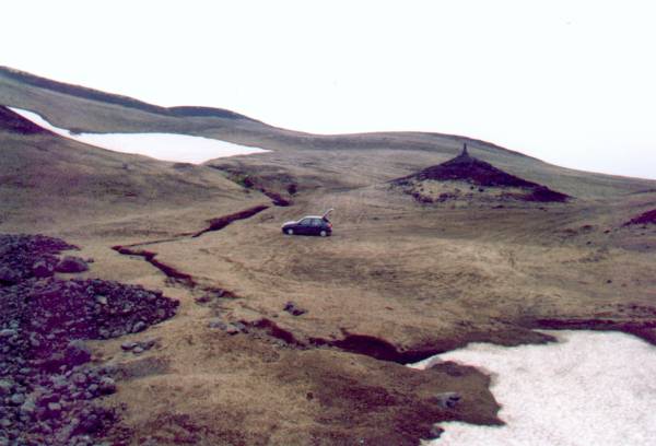 Perdu  1 100 mtres d'altitude au pied du Snaefelljokull